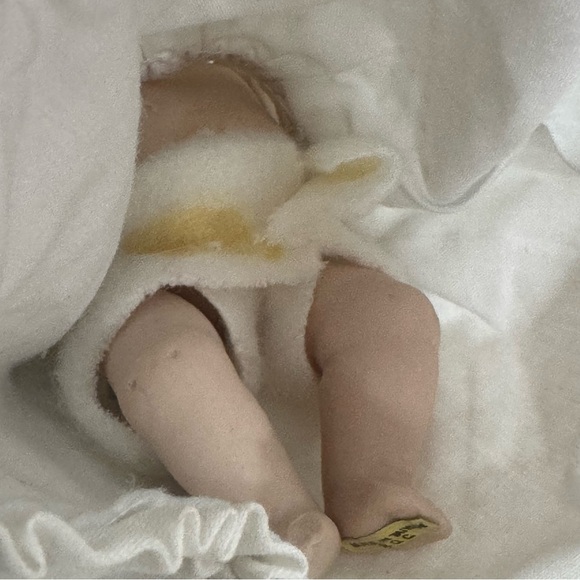 Vintage Jointed Bisque Baby Doll with Handmade Bonnet and Clothes Made in Taiwan - Picture 7 of 14